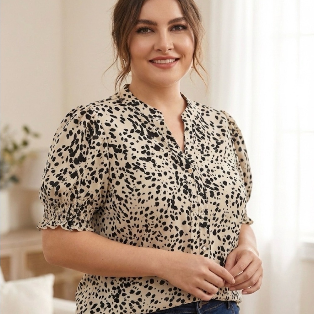 SHEIN Cream and Black Patterned Blouse